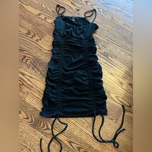 Forever 21 black dress size medium